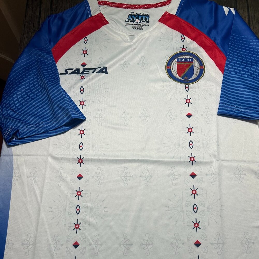HAITI National Team World Cup Men's JERSEY Sz M,L,XL,2XL By Saeta  New with tags